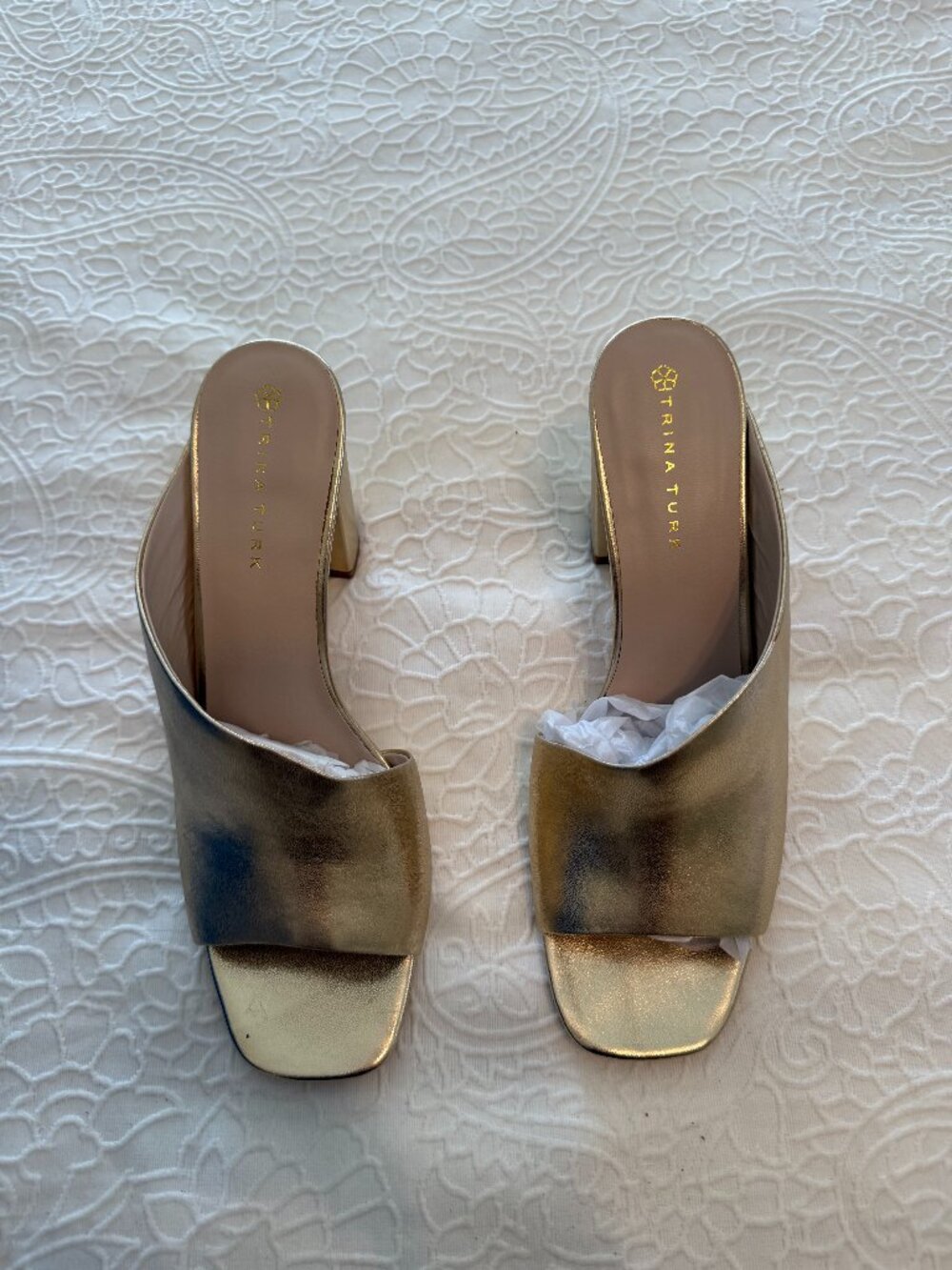 Brand new - Gold Metallic Trina Turk mules, rounded heels - W11 US
